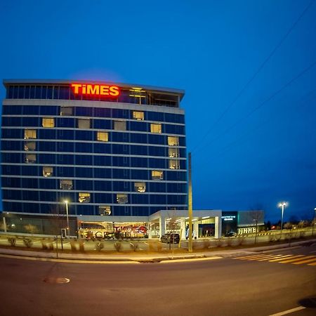Grand Times Hotel Drummondville Eksteriør bilde