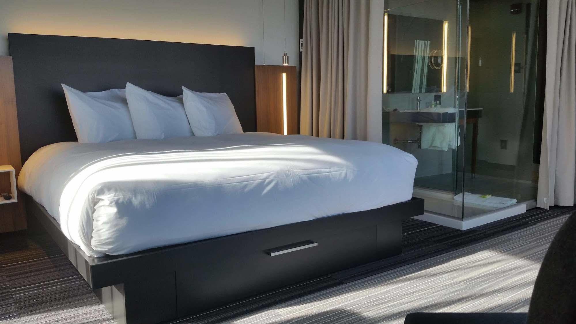 Grand Times Hotel Drummondville Eksteriør bilde