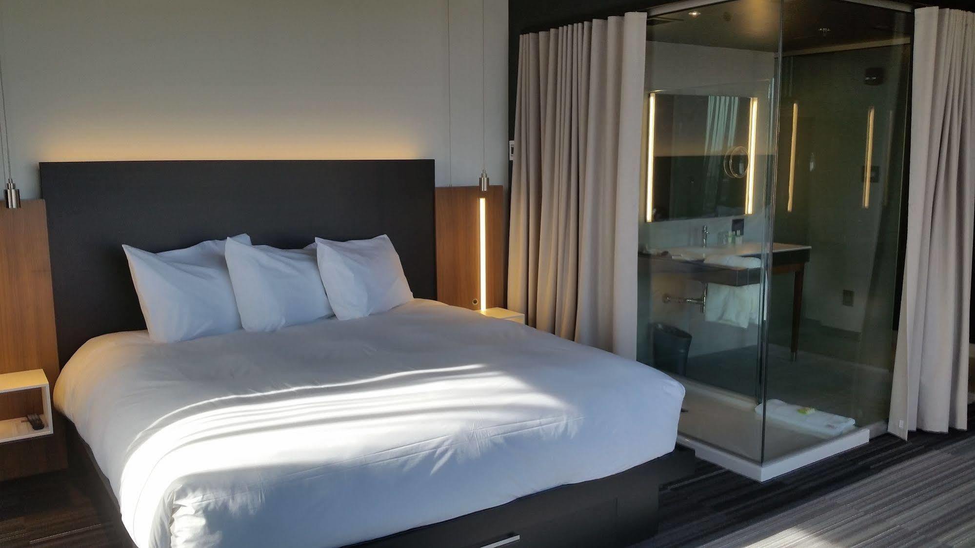 Grand Times Hotel Drummondville Eksteriør bilde