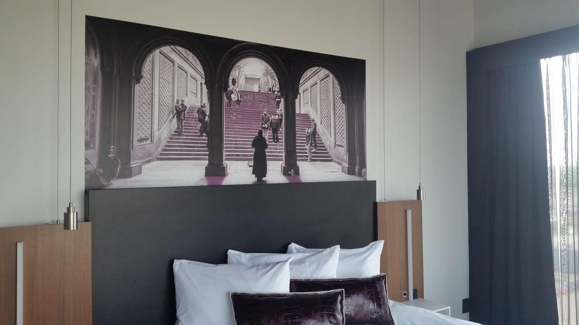 Grand Times Hotel Drummondville Eksteriør bilde