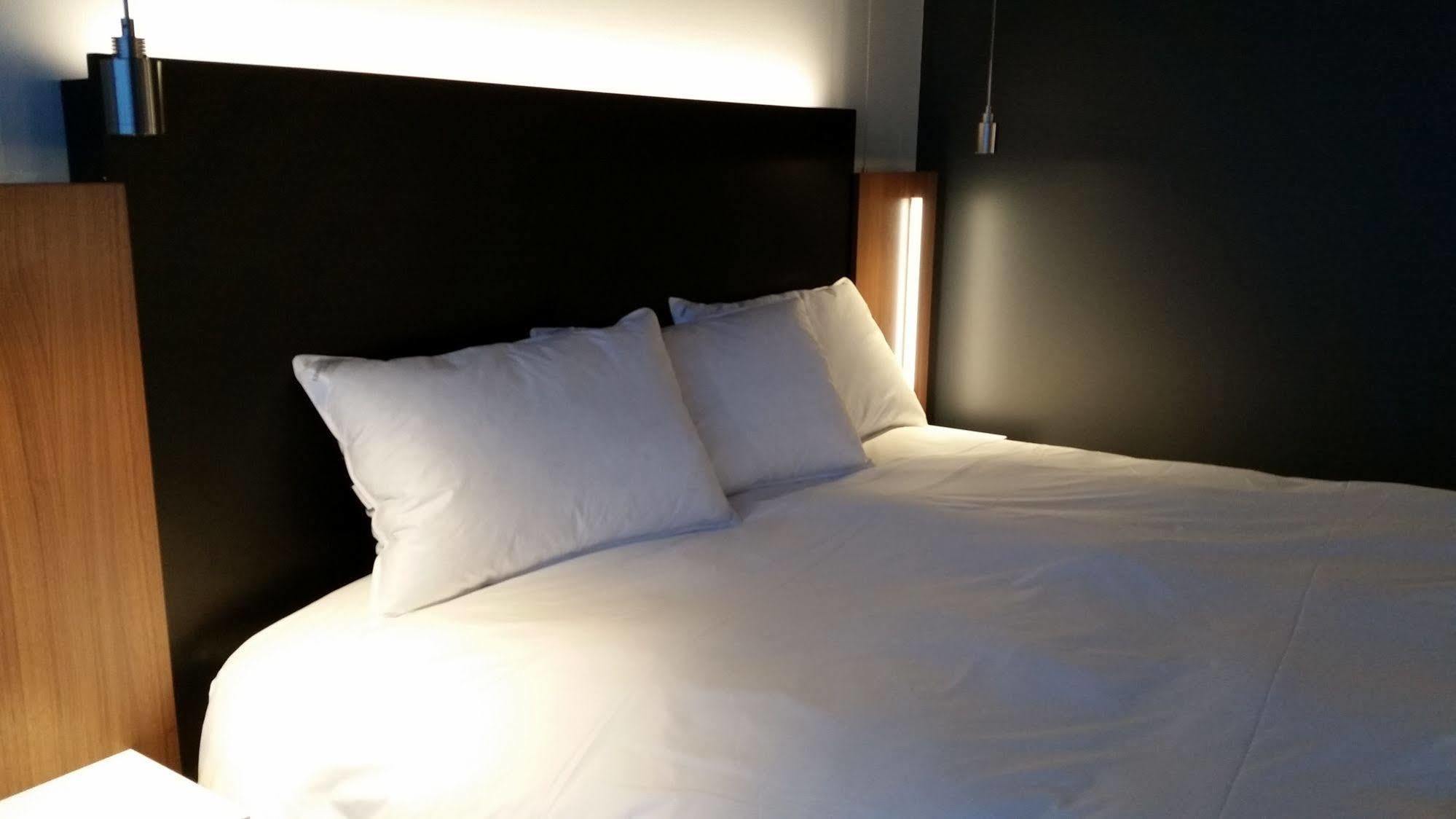 Grand Times Hotel Drummondville Eksteriør bilde
